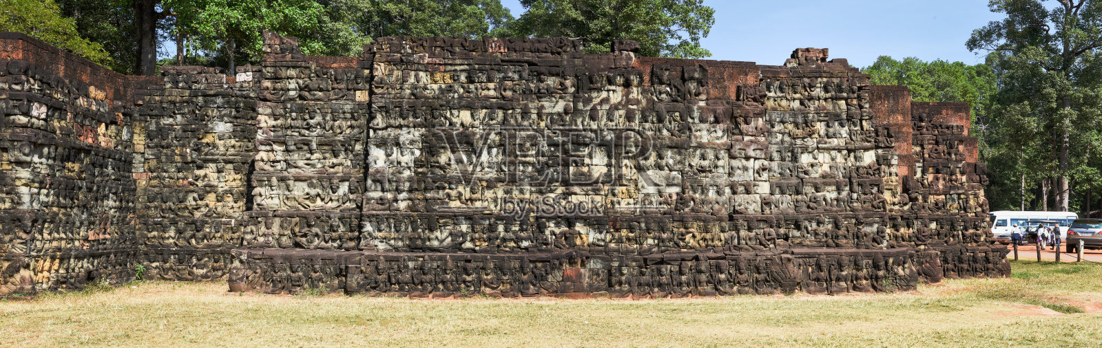 柬埔寨西门省吴哥窟的大象梯田照片摄影图片