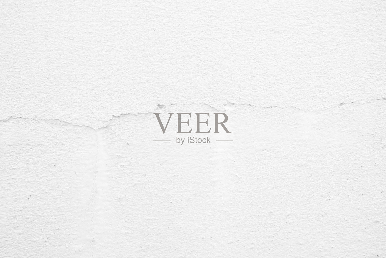 破碎的白色混凝土墙纹理背景。照片摄影图片