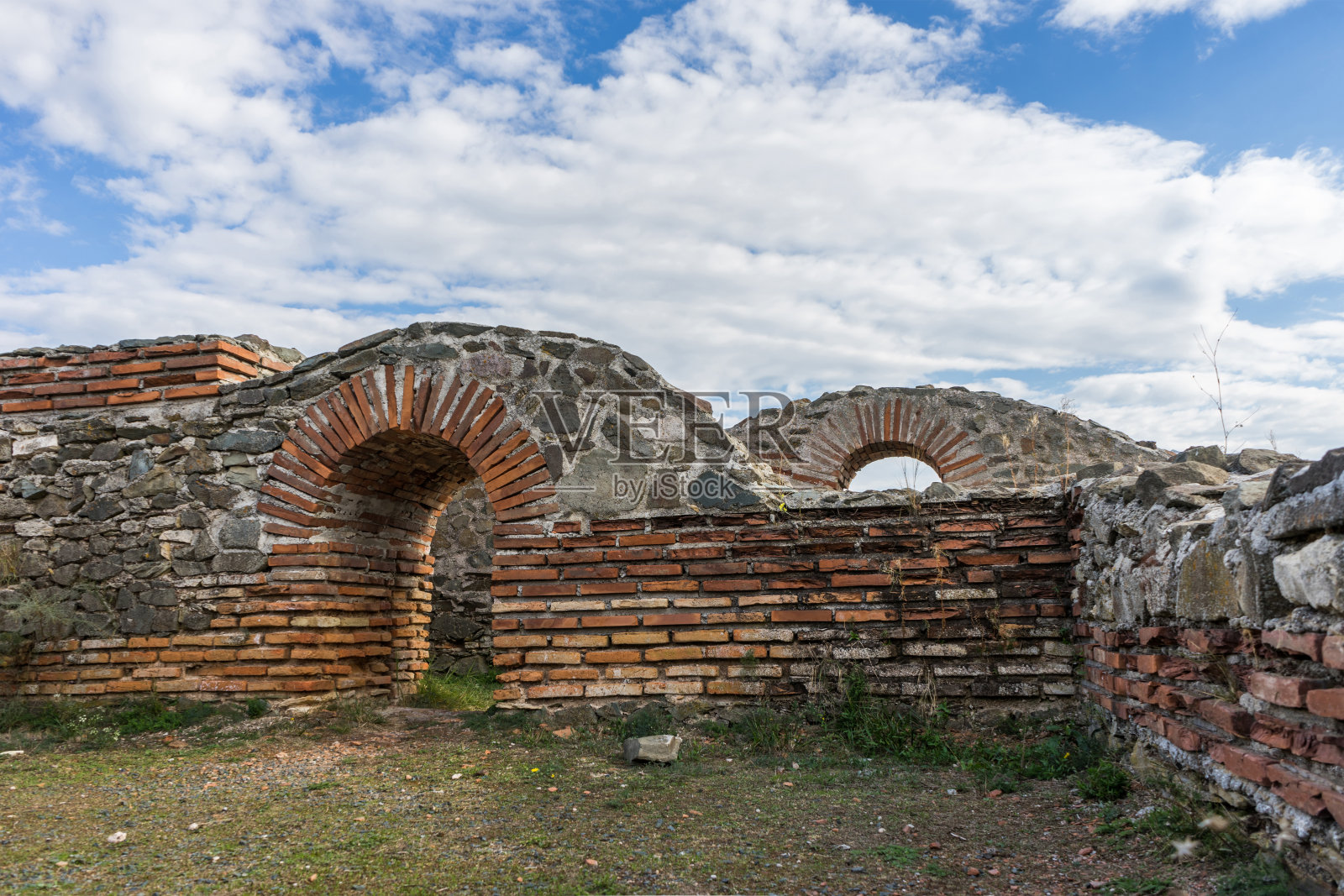 罗马堡垒的遗迹，罗马尼亚照片摄影图片