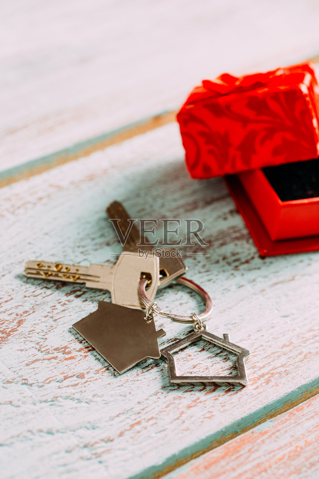 房间钥匙和钥匙链照片摄影图片