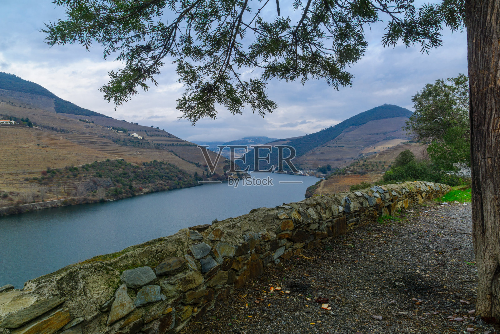 乡村，杜罗河和山谷照片摄影图片