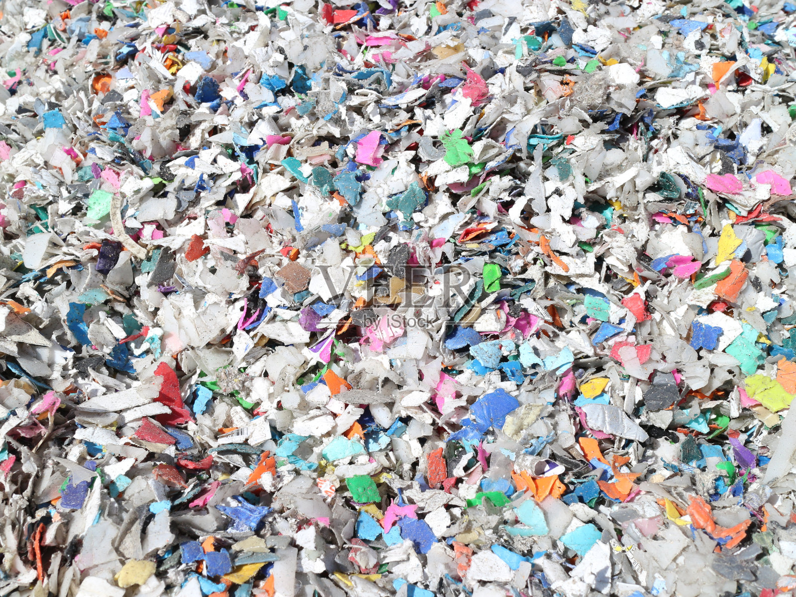 不同颜色的塑料碎片照片摄影图片