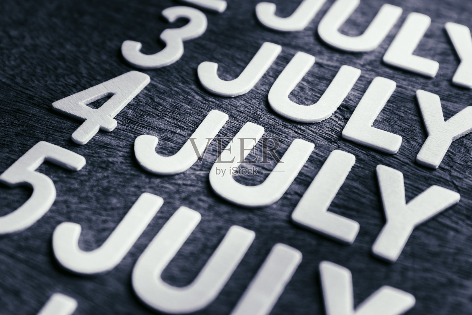 7月4日木质字母照片摄影图片