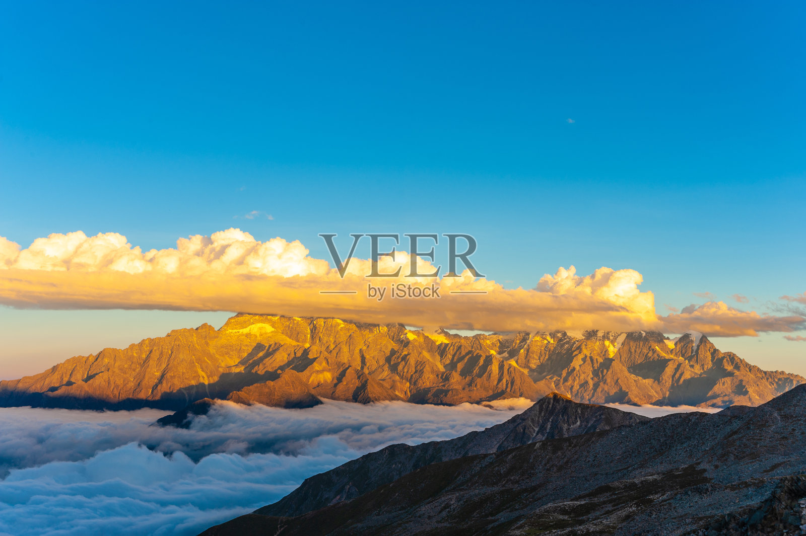 美丽的风景在浙江山脉-四川，中国照片摄影图片