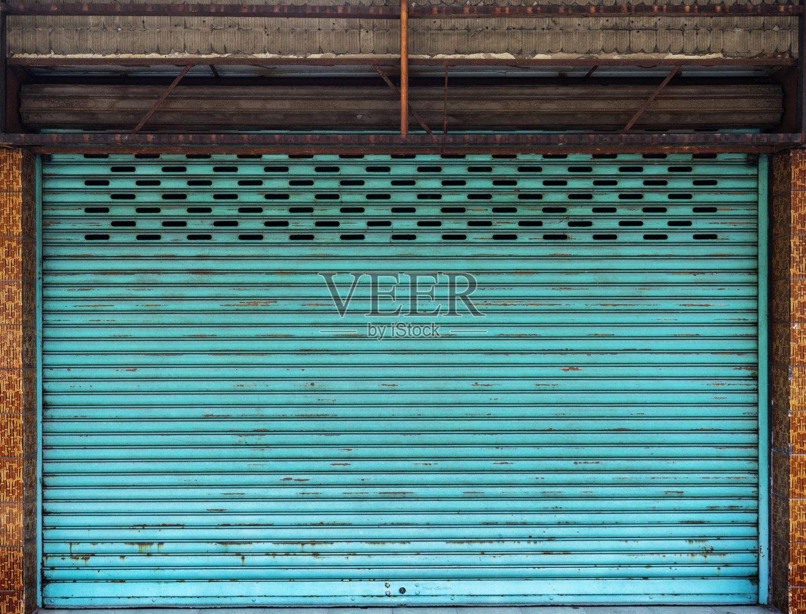 波纹金属板，滑动门，卷帘纹理照片摄影图片