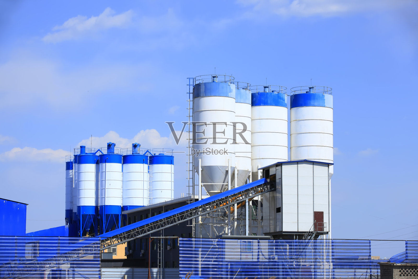 运动会，运动员短跑开始照片摄影图片