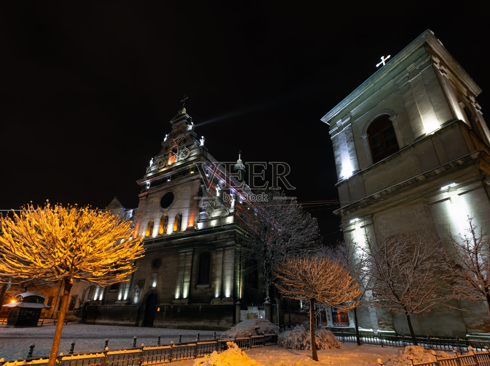冬夜乌克兰利沃夫市照片摄影图片