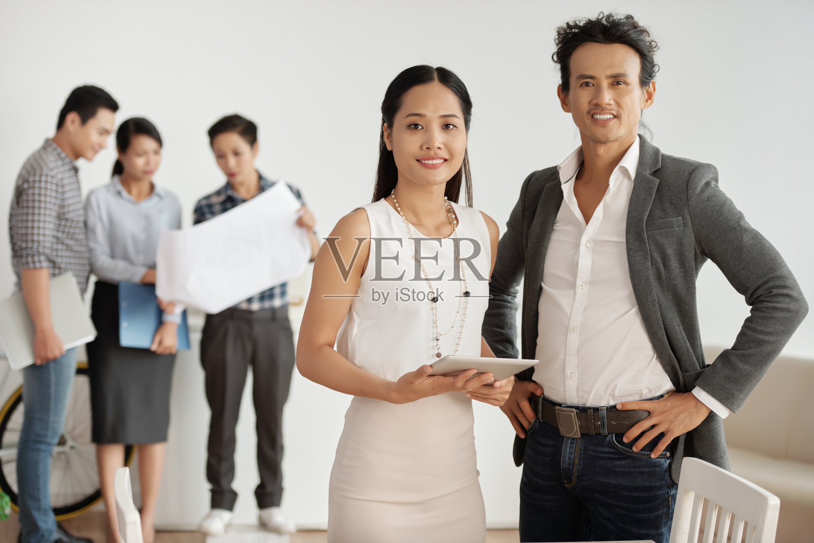 办公室业务伙伴照片摄影图片