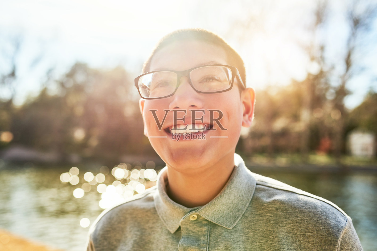 他总是喜欢户外活动照片摄影图片