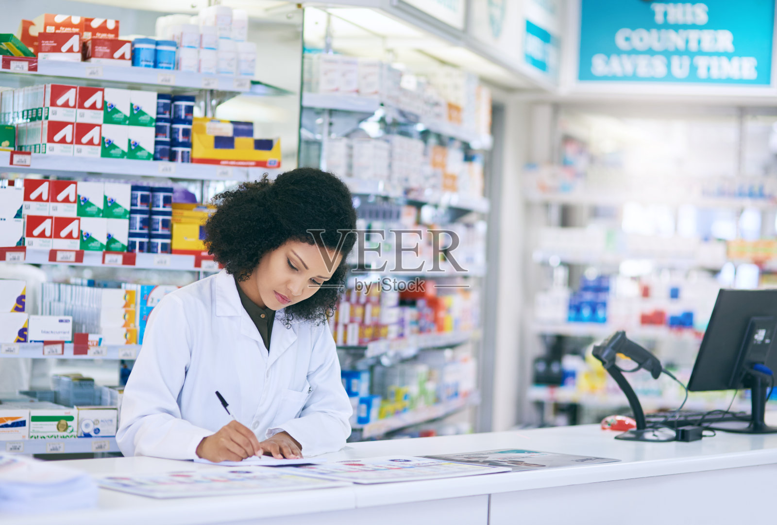 我会写一份给你补充的照片摄影图片