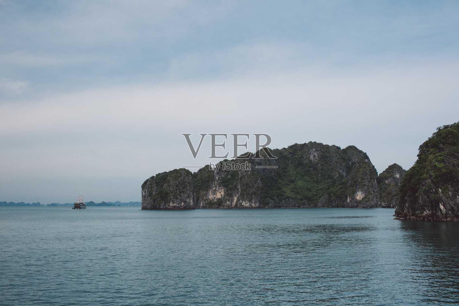 大海对天空的风景照片摄影图片