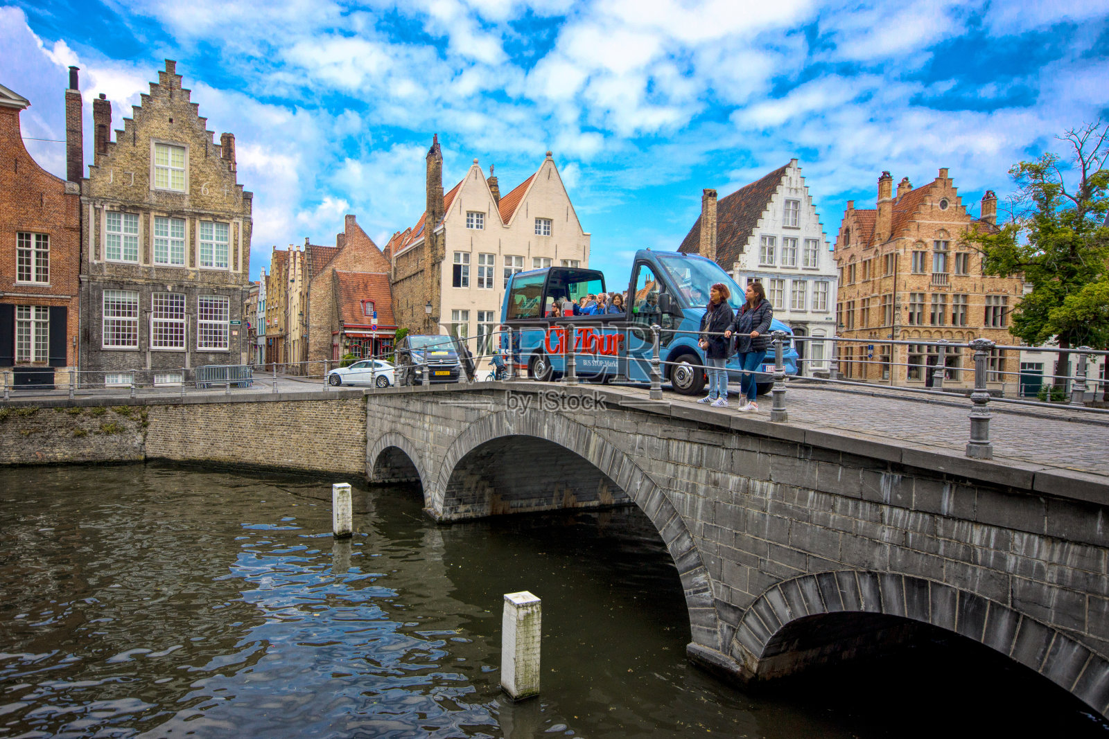 布鲁日市内巴士观光照片摄影图片