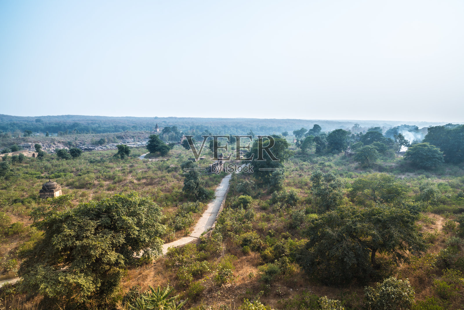 清晨景观神秘的废墟古城奥尔恰，中央邦，印度照片摄影图片