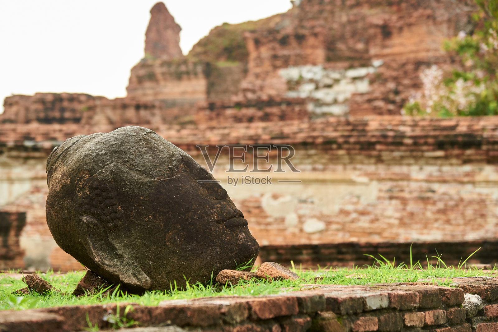 大城府历史公园的大佛雕像照片摄影图片