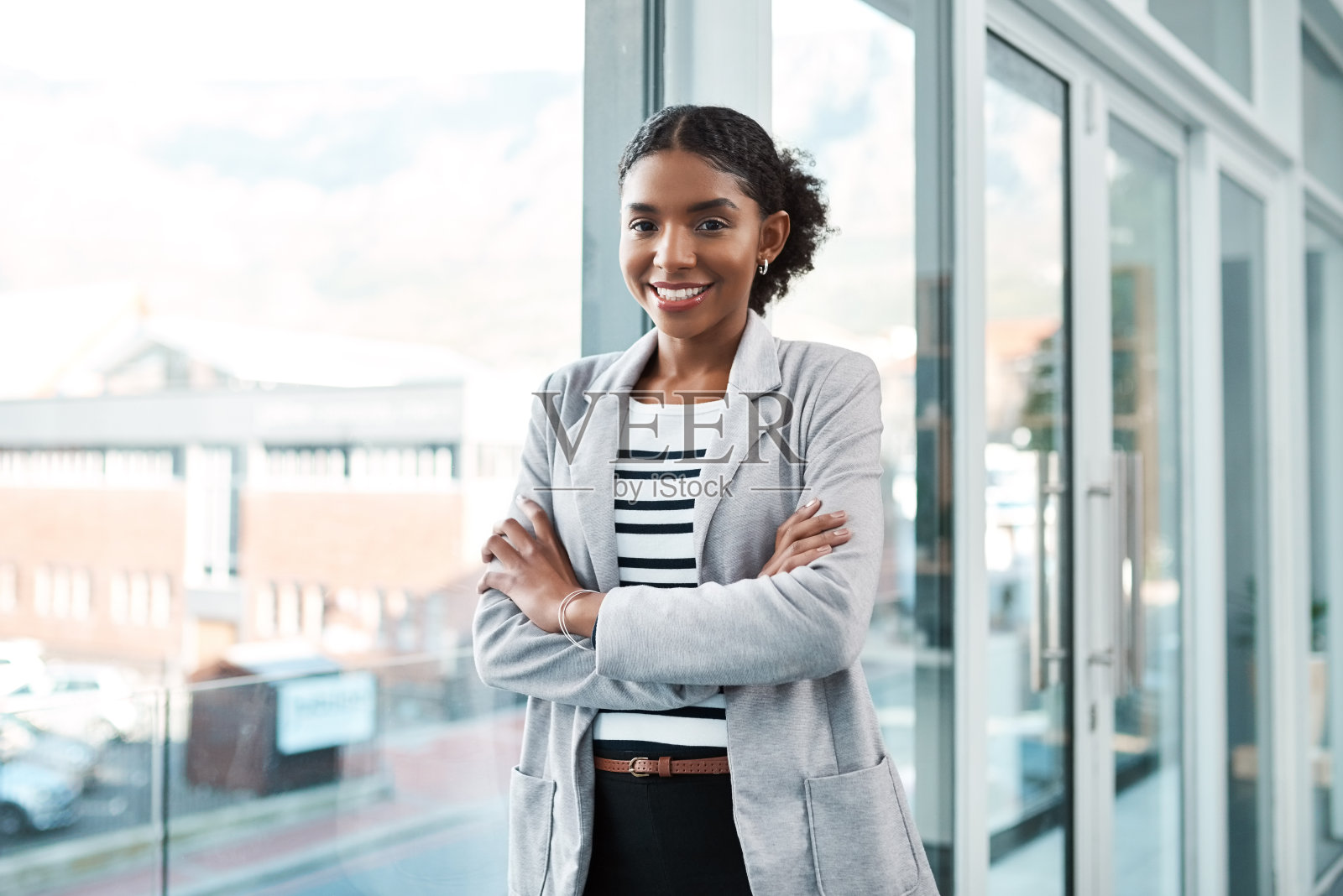 信心把雄心变成成功照片摄影图片