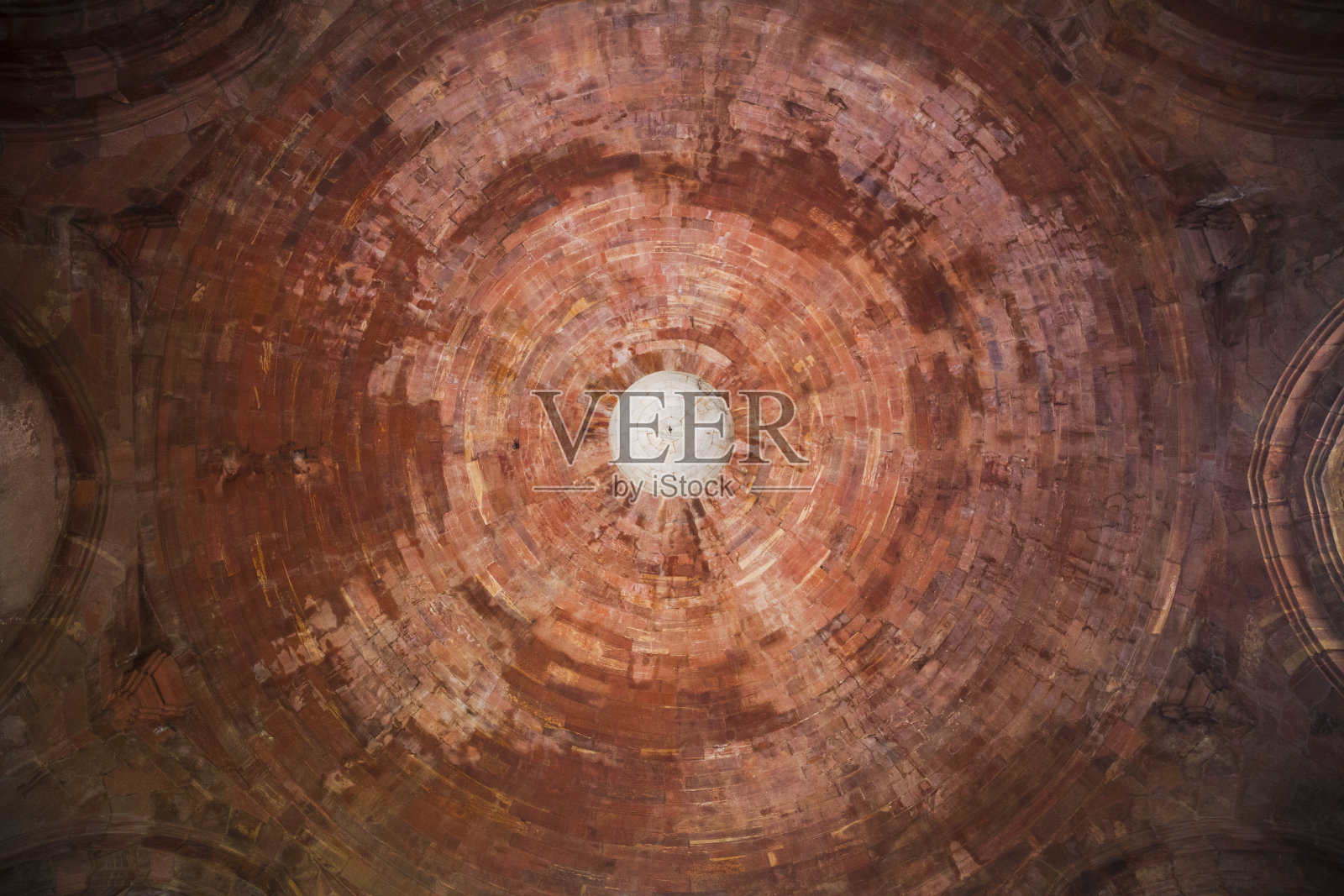 Alai Darwaza在印度德里的Qutub Minar照片摄影图片