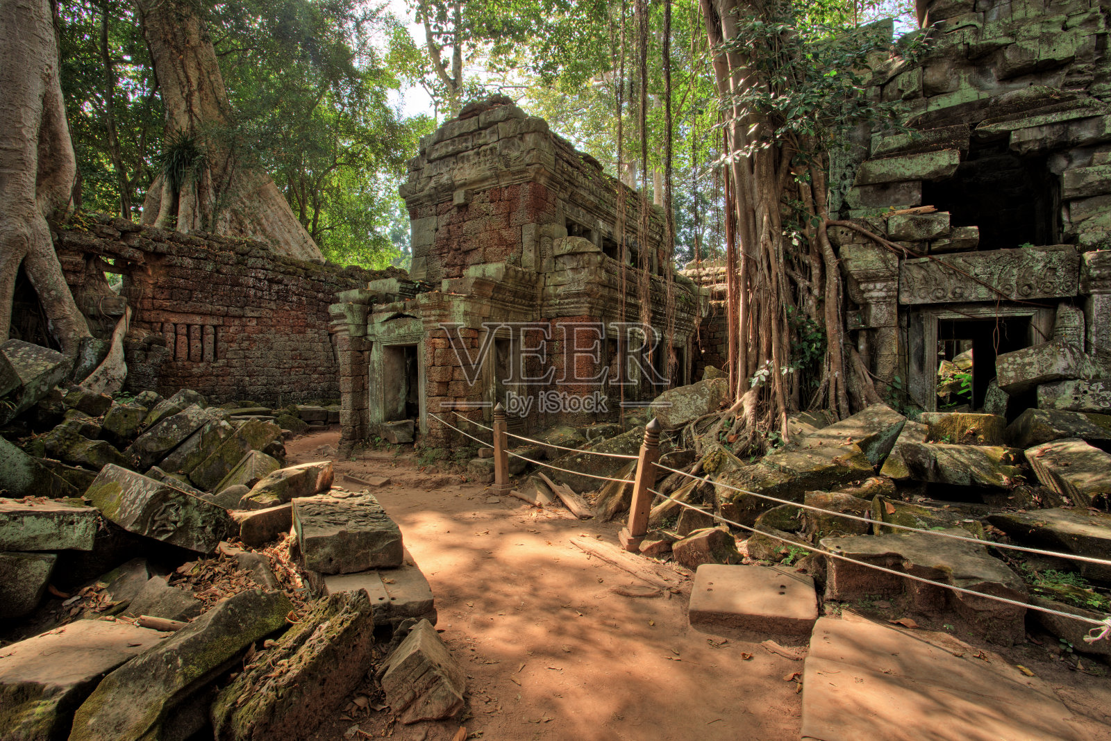 塔普隆寺，柬埔寨吴哥的庙宇照片摄影图片