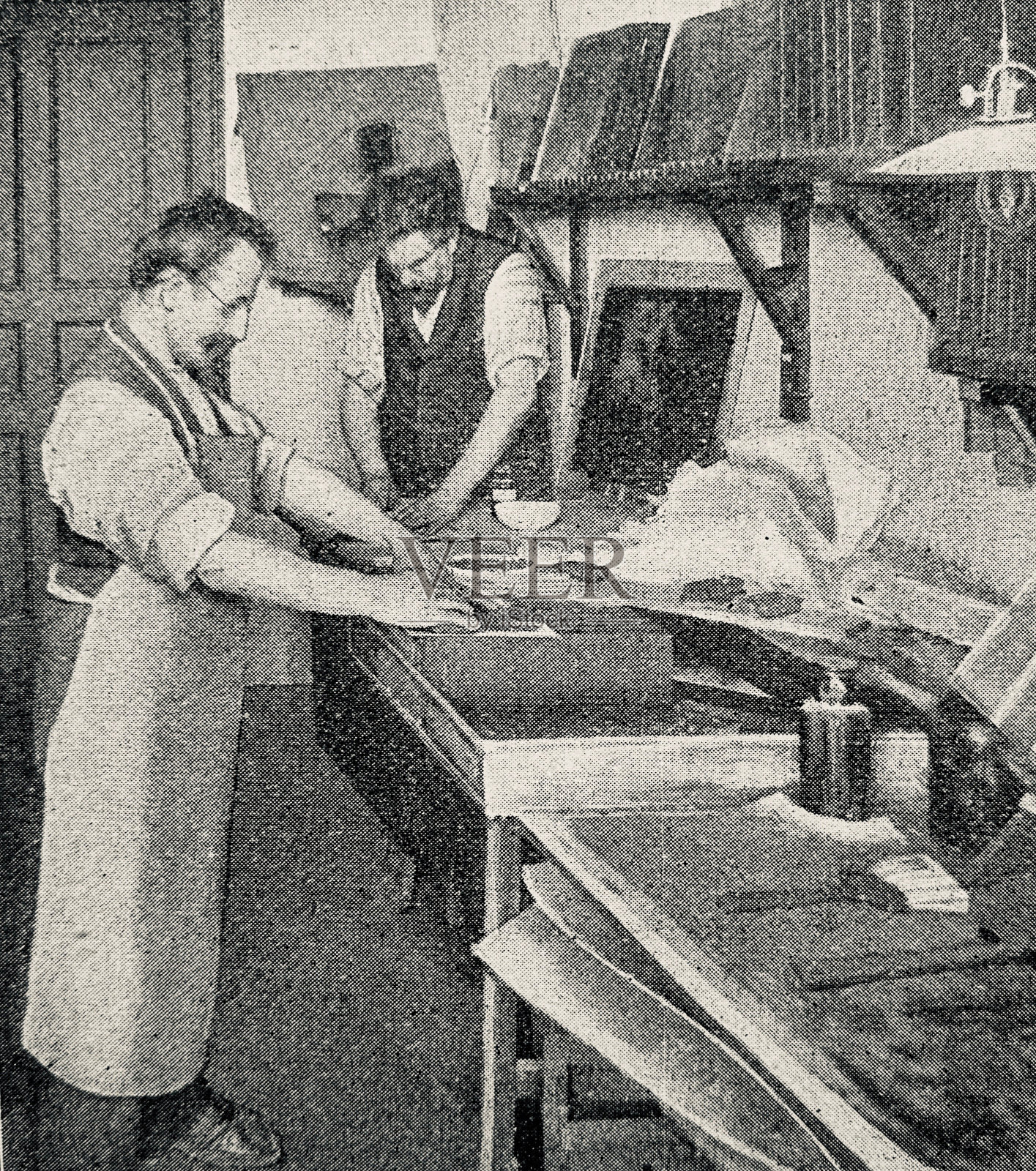 照相机生产厂家-锌腐蚀照片摄影图片