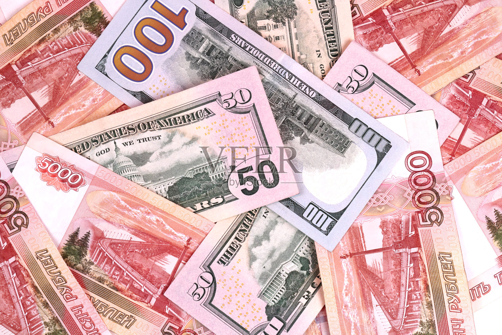 钱,卢布,美元。假日概念或商务或旅行概念。选择性聚焦，特写，俯视图。照片摄影图片