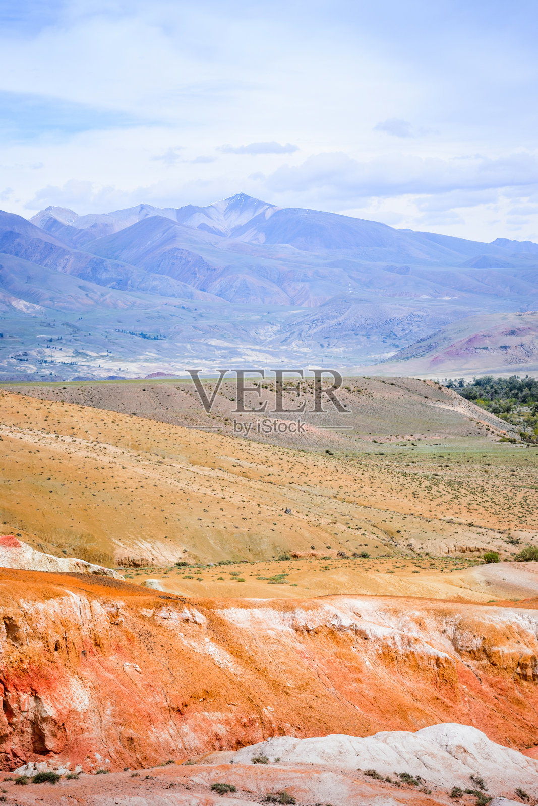 独特的火星红色色彩景观。Chagan-Uzun阿尔泰、俄罗斯照片摄影图片