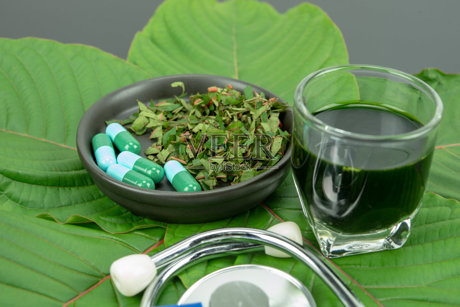 米特拉吉尼娜 · 斯佩皮奥萨或克拉托姆照片摄影图片