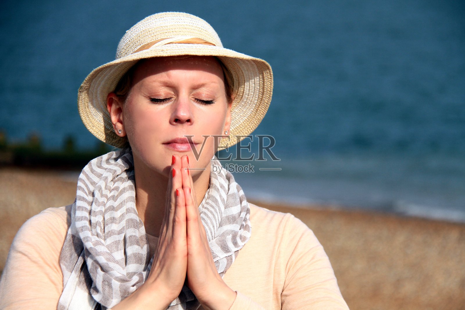 祈祷照片摄影图片