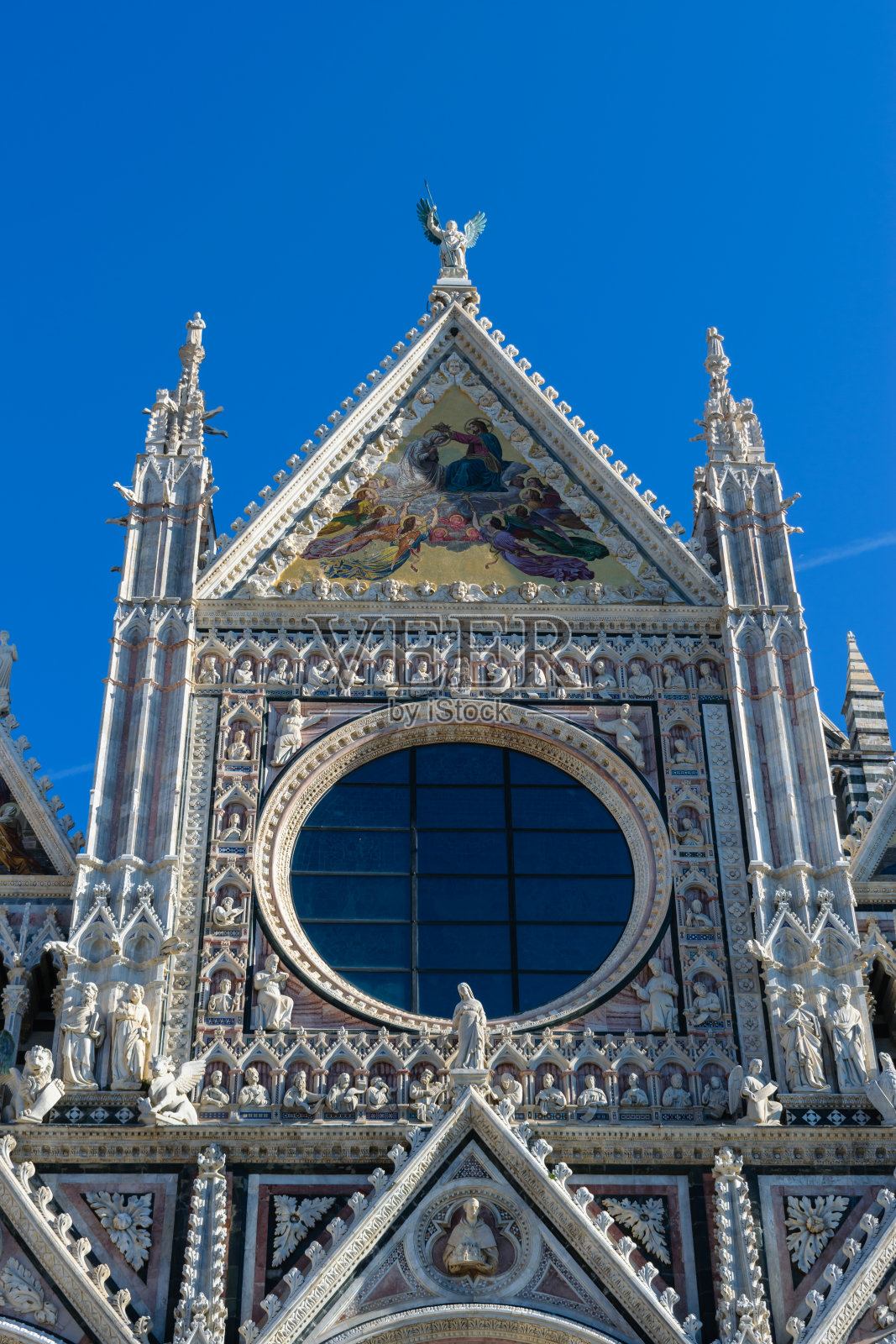 锡耶纳大教堂圣玛丽亚亚桑塔，意大利，正面细节照片摄影图片