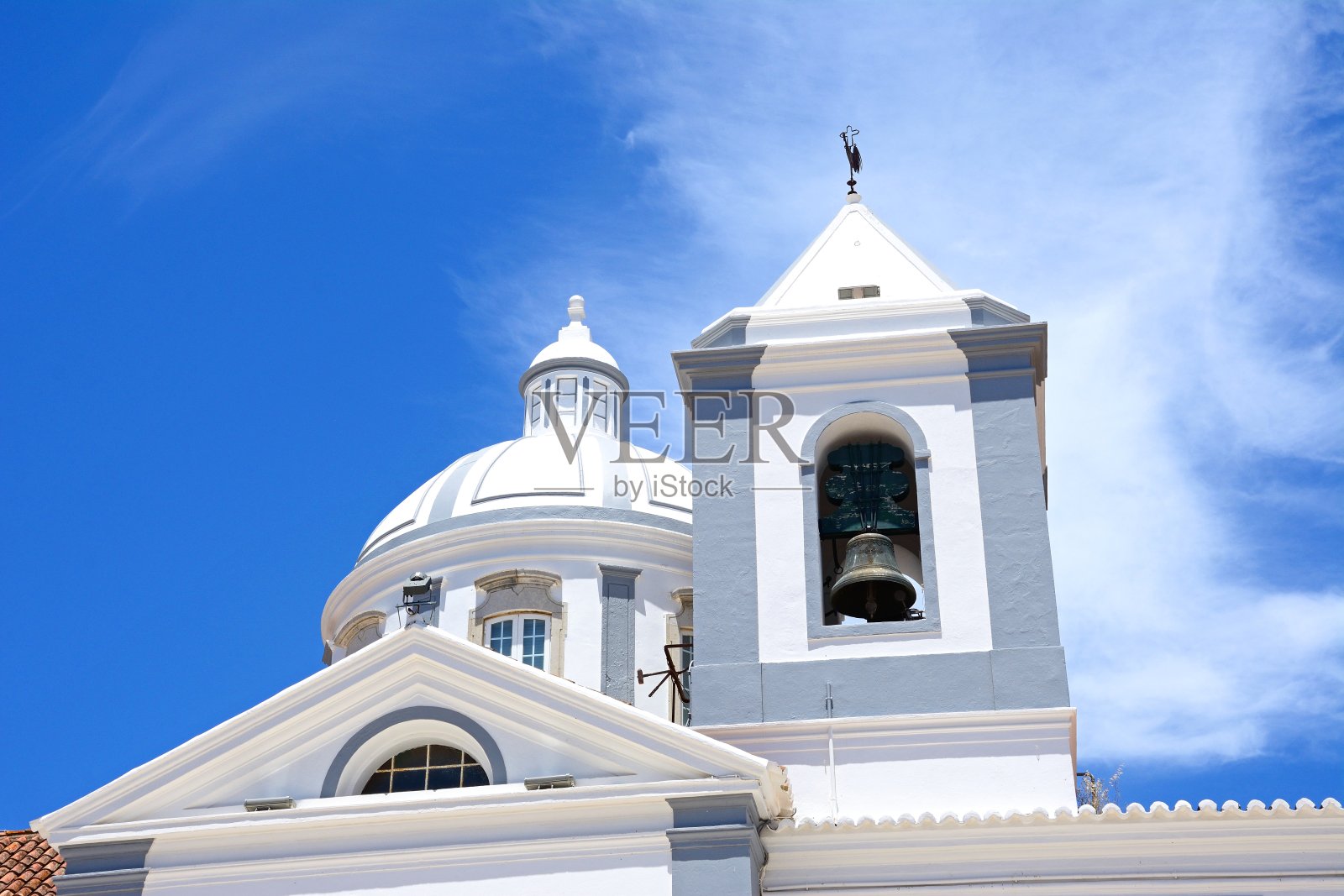 葡萄牙卡斯特罗·马里姆的圣母教堂。照片摄影图片