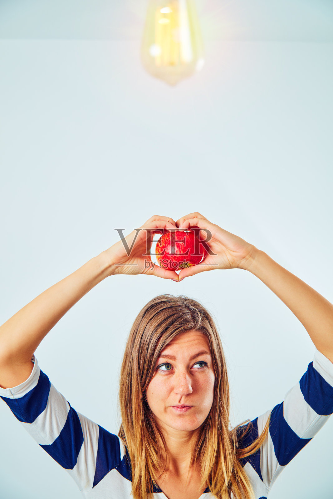 用健康的食物解决许多健康问题。照片摄影图片