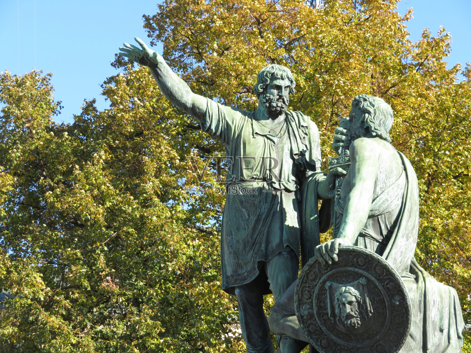 莫斯科红场上的米宁和波扎尔斯基纪念碑照片摄影图片