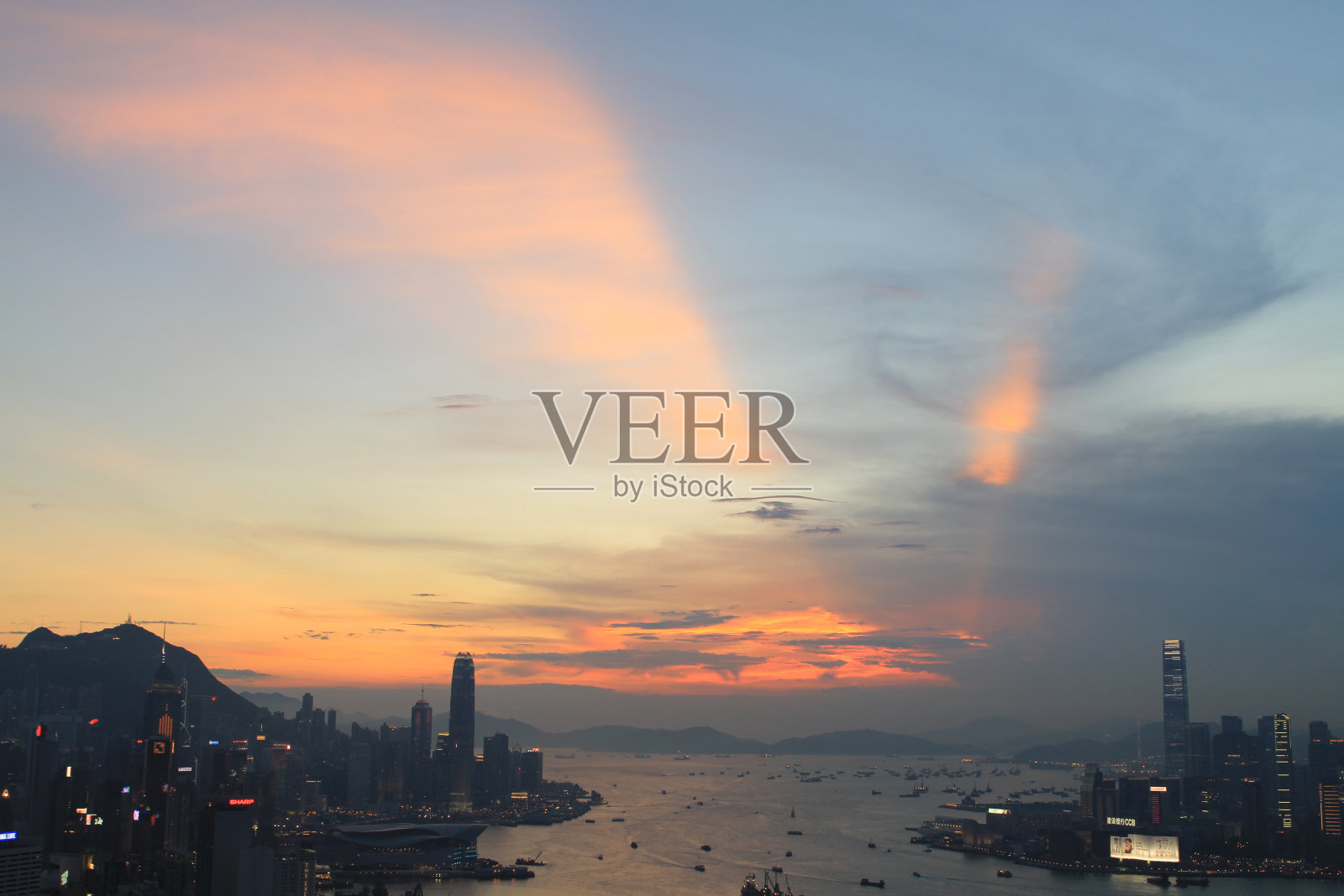 从braemar山眺望香港城市的日落照片摄影图片