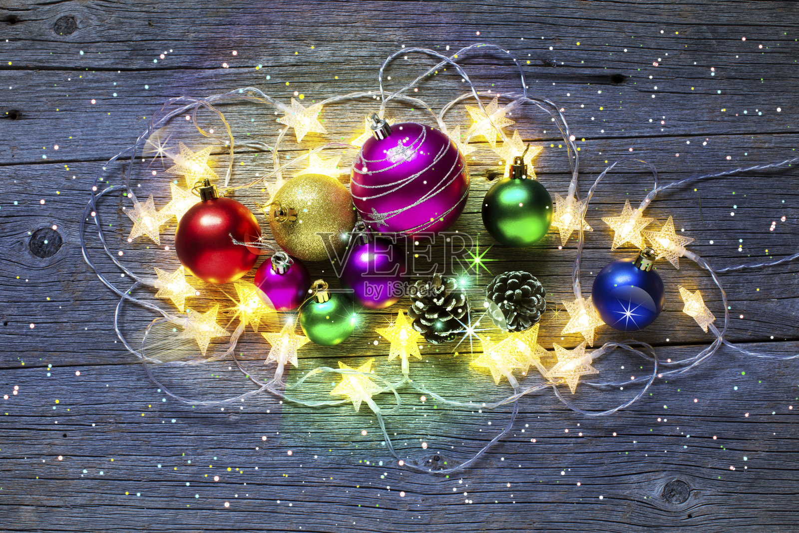 圣诞节与耶稣之爱光芒照片摄影图片