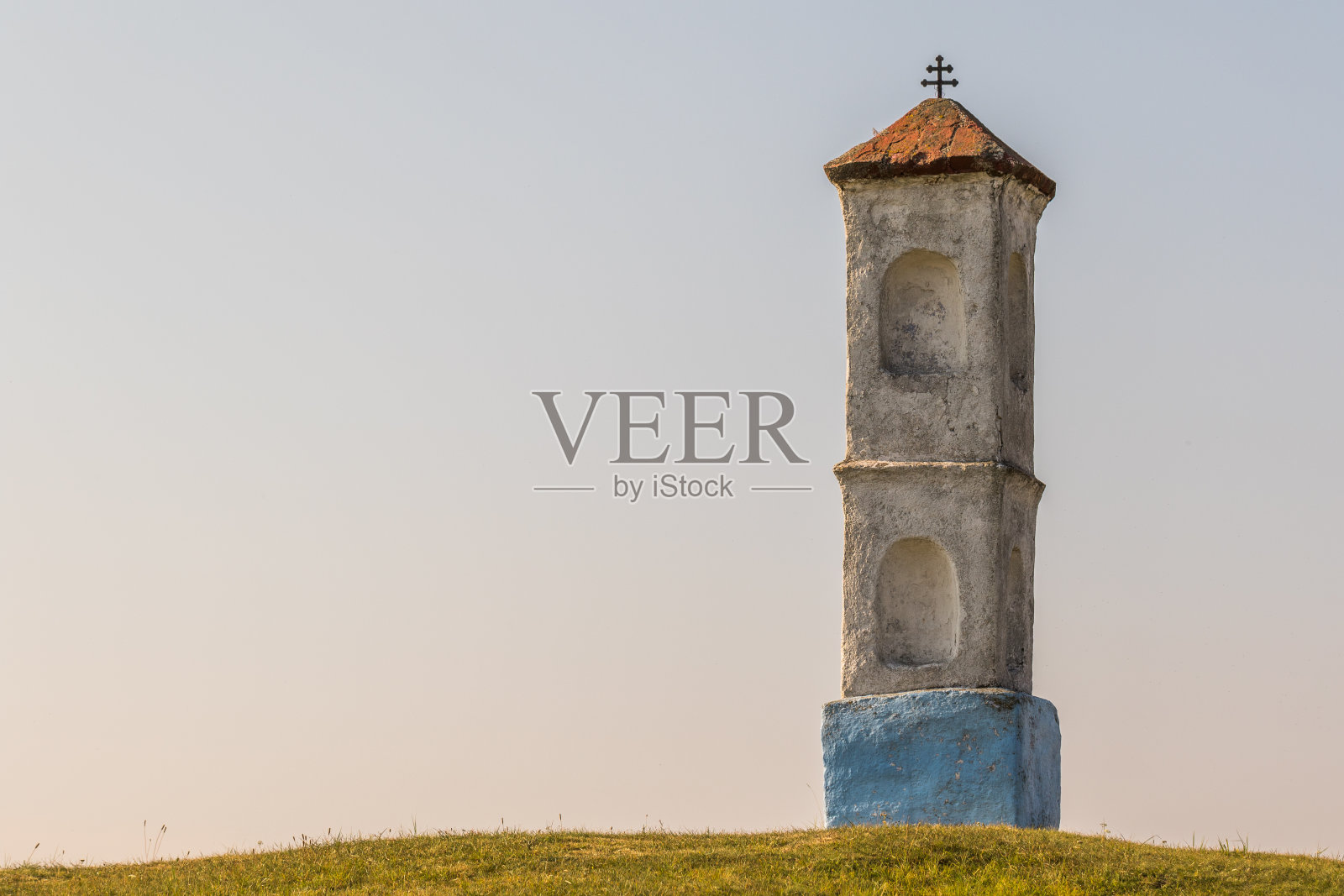 摩拉维亚(捷克共和国)路边的石柱照片摄影图片