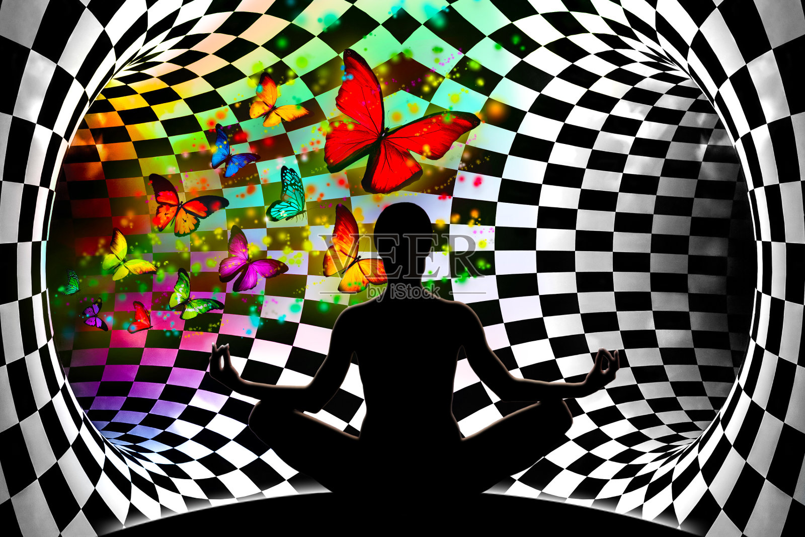 蝴蝶黑暗隧道照片摄影图片