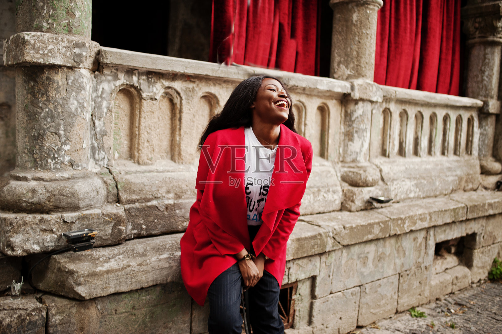 时尚的非裔美国女性照片摄影图片