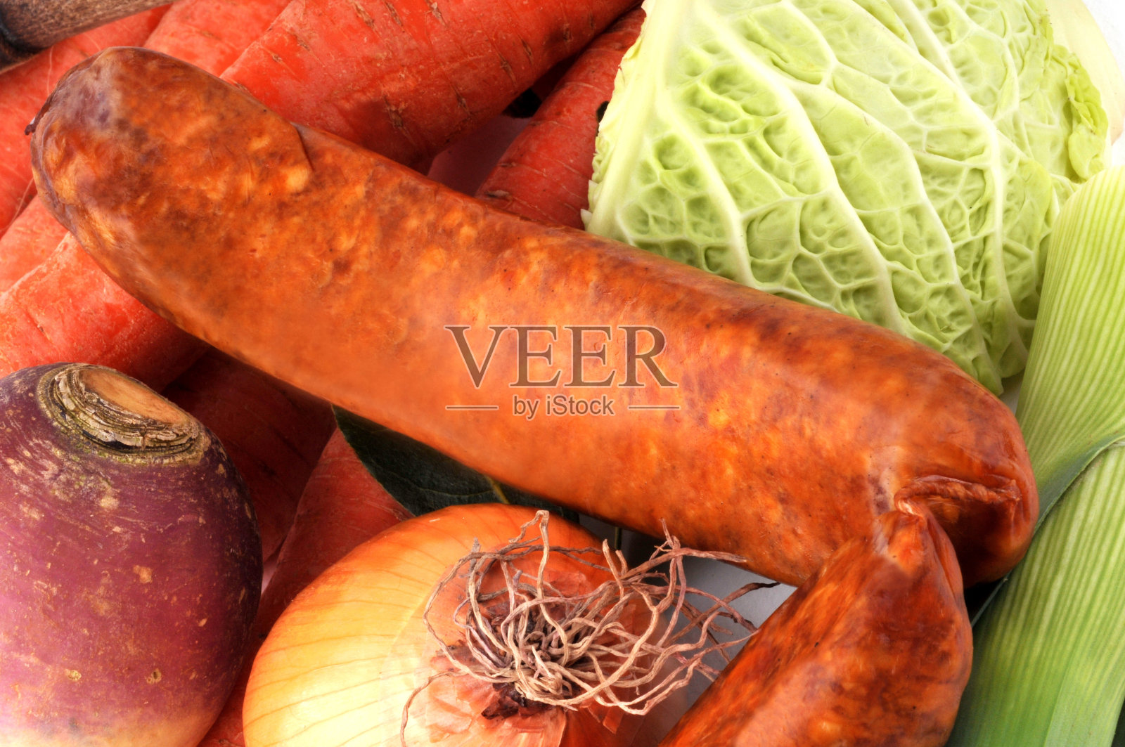 香肠和蔬菜照片摄影图片