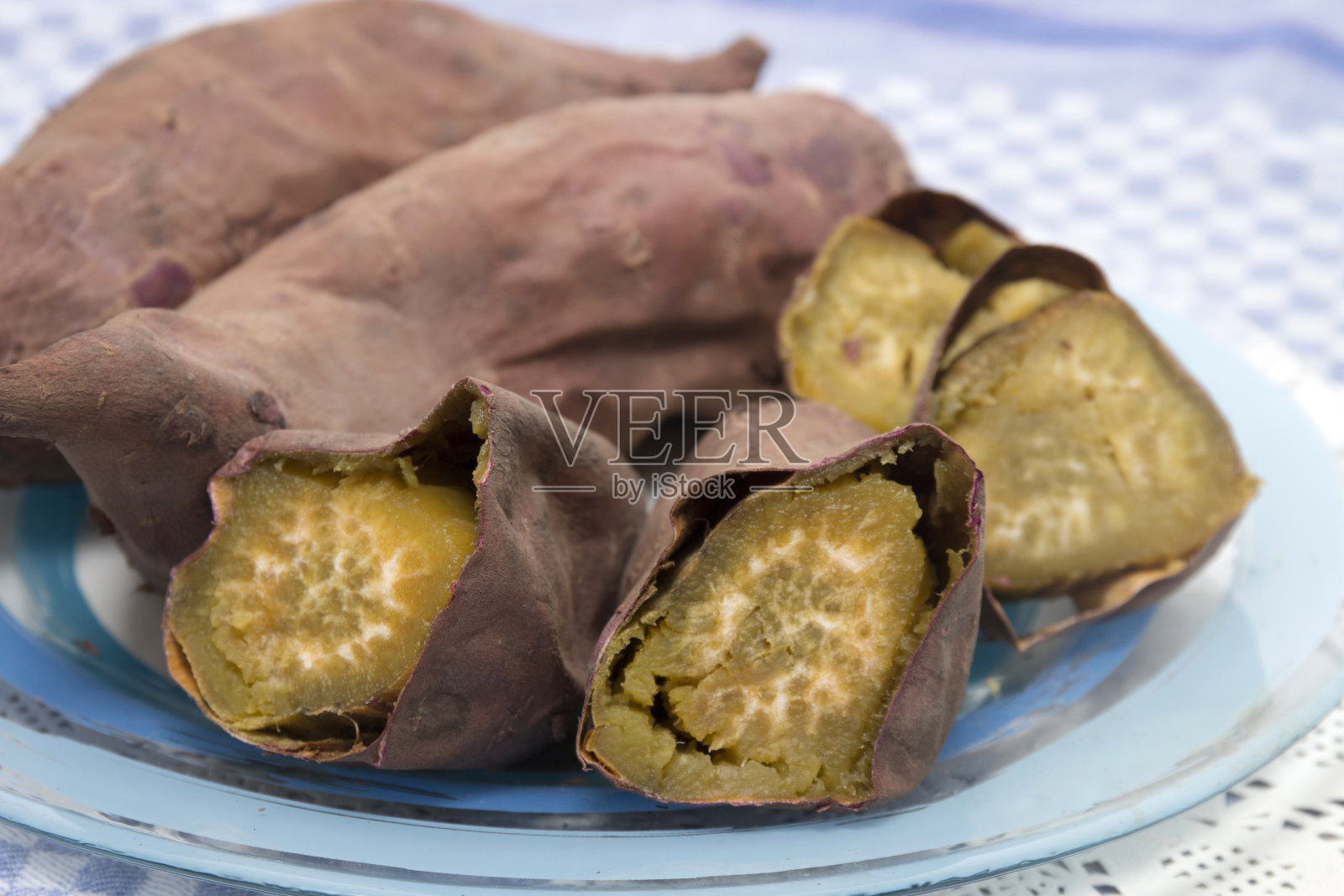 烤箱红薯照片摄影图片