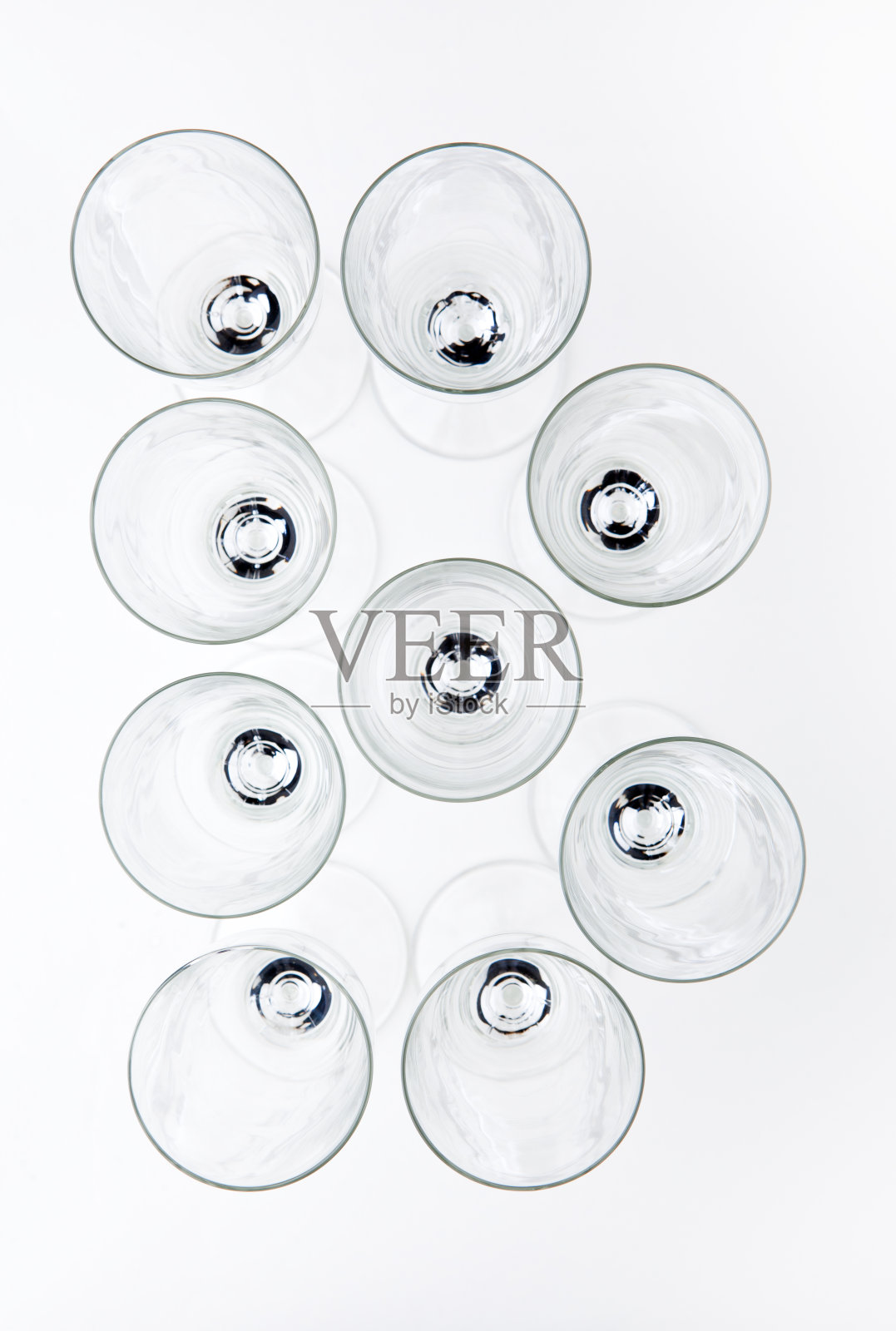 空的香槟玻璃白色背景照片摄影图片