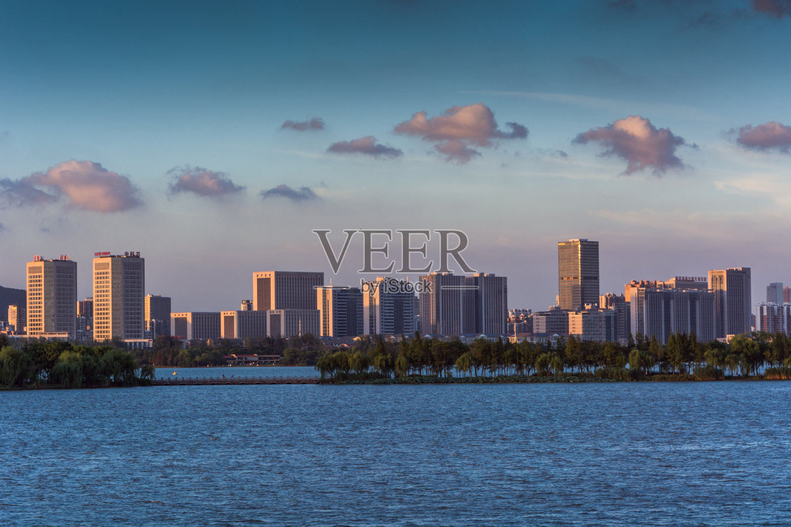 盐湖城夜景一览照片摄影图片