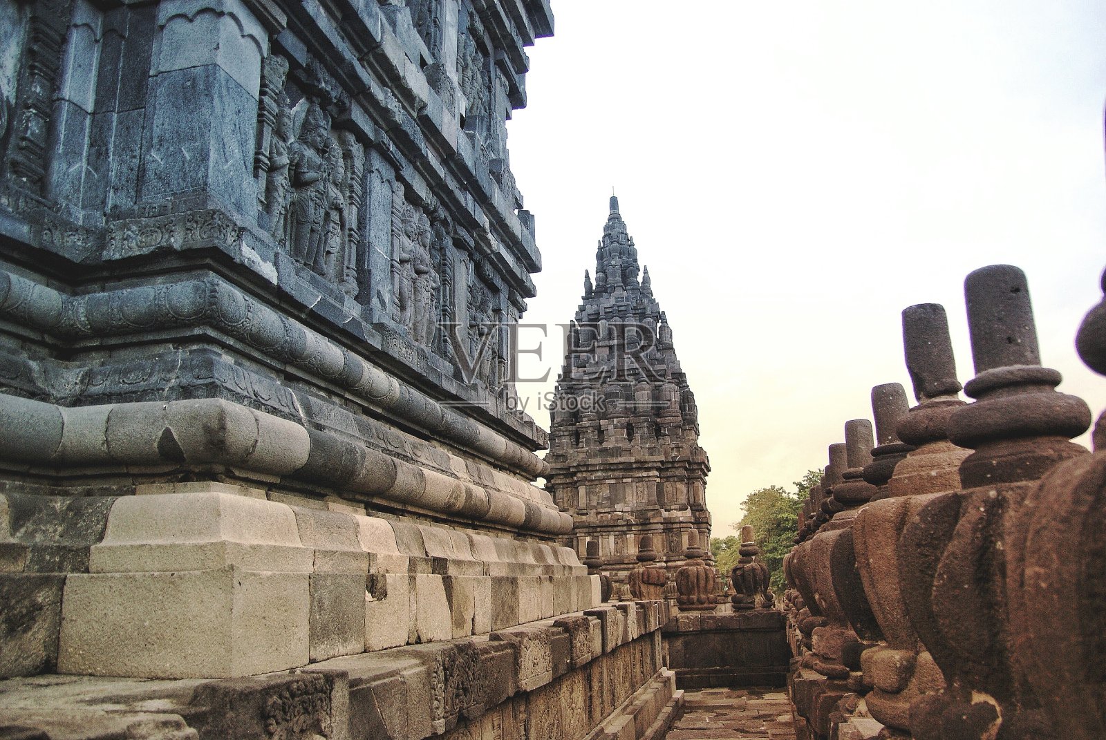 印尼日惹的普兰巴南历史建筑群照片摄影图片