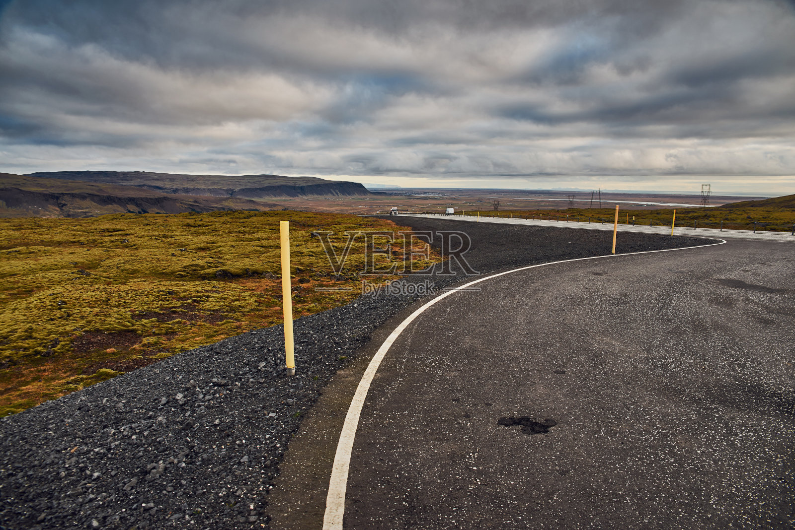 冰岛的柏油路照片摄影图片