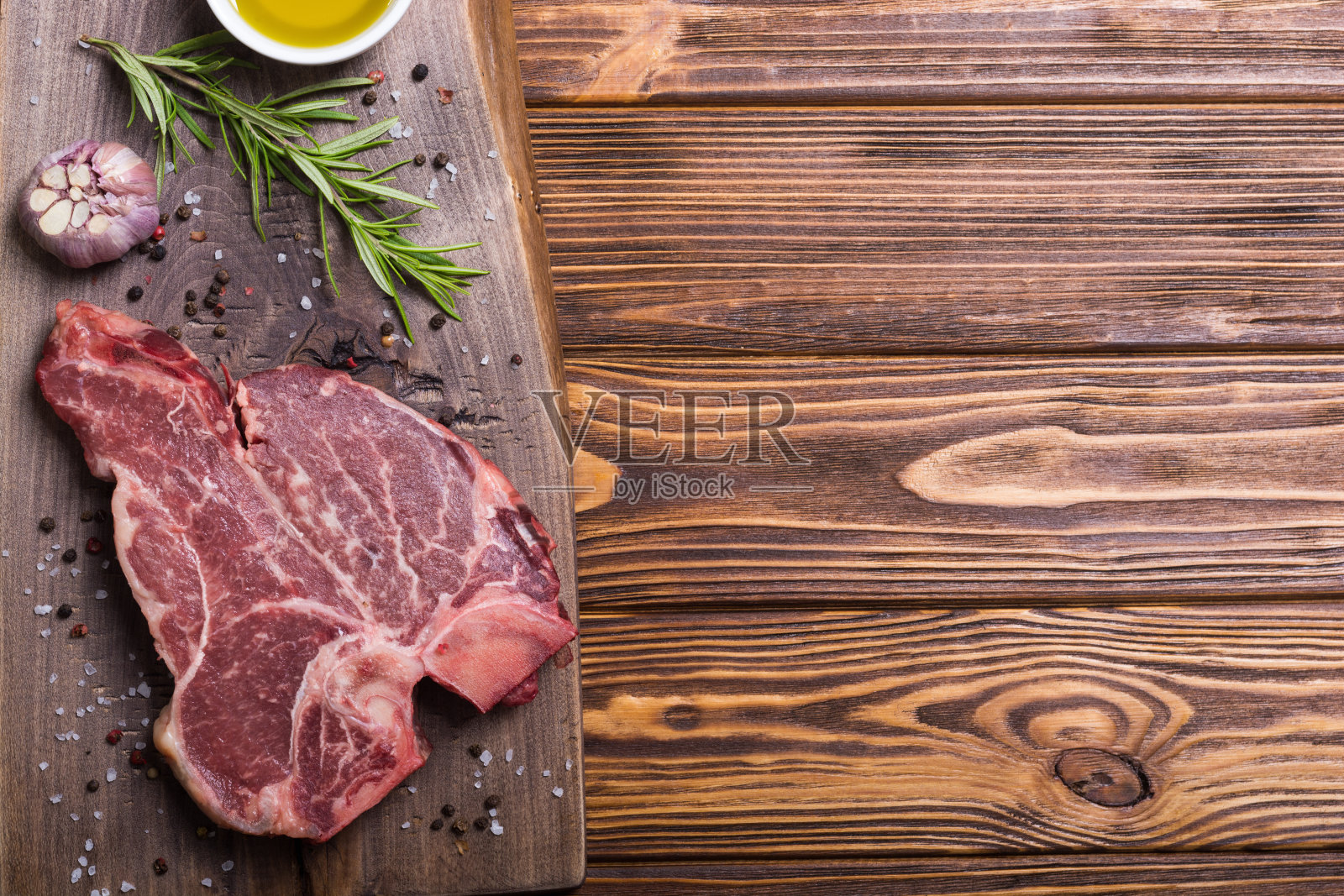 生牛排T骨配食材照片摄影图片
