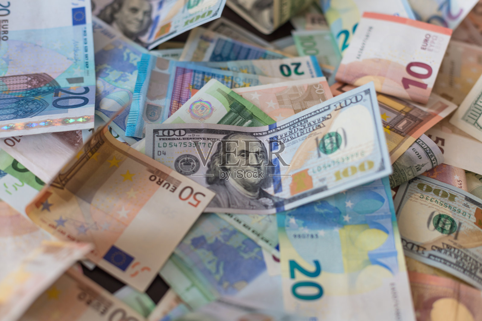 美元和欧元钞票照片摄影图片