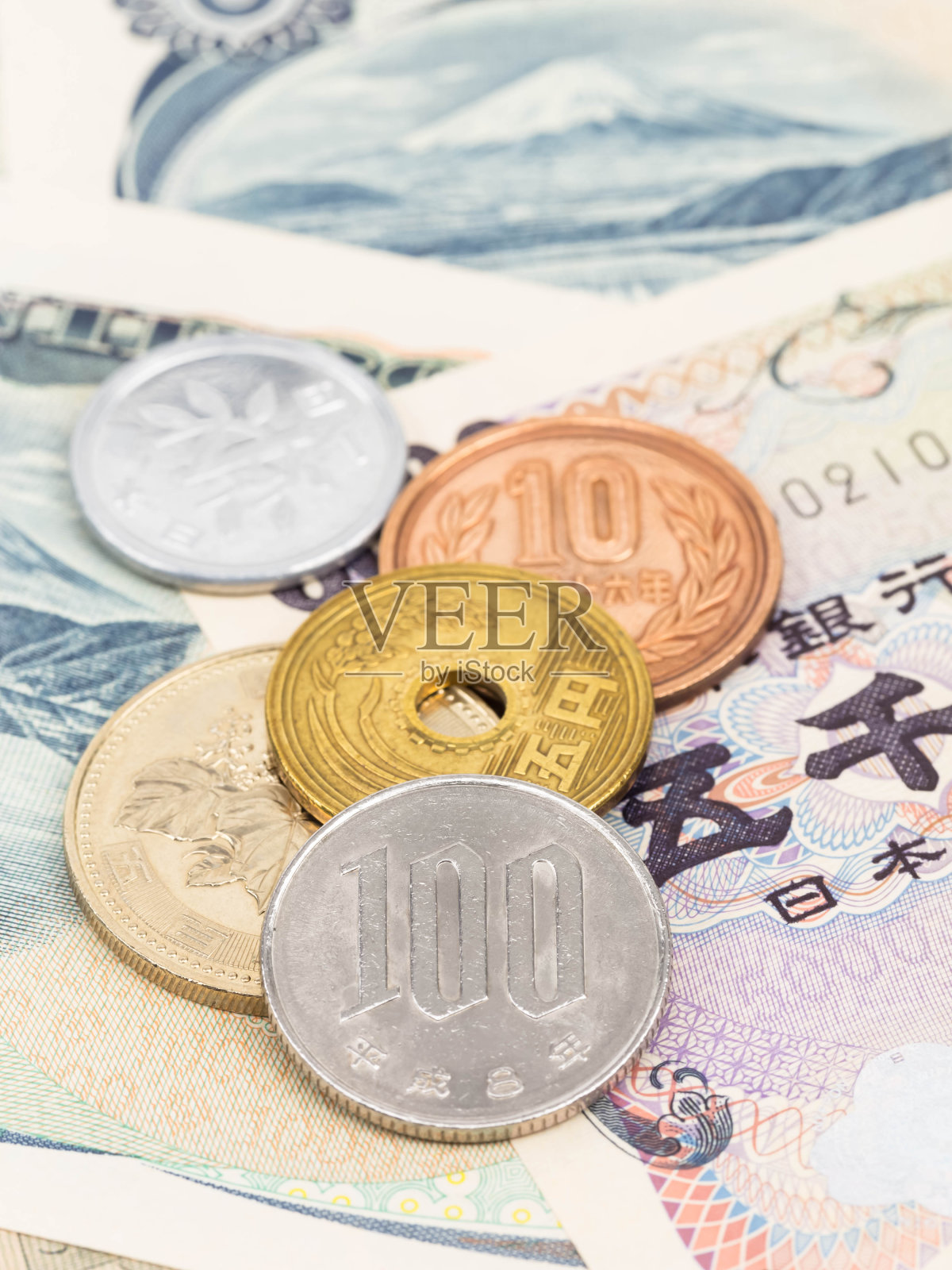 日元钞票和硬币特写照片摄影图片