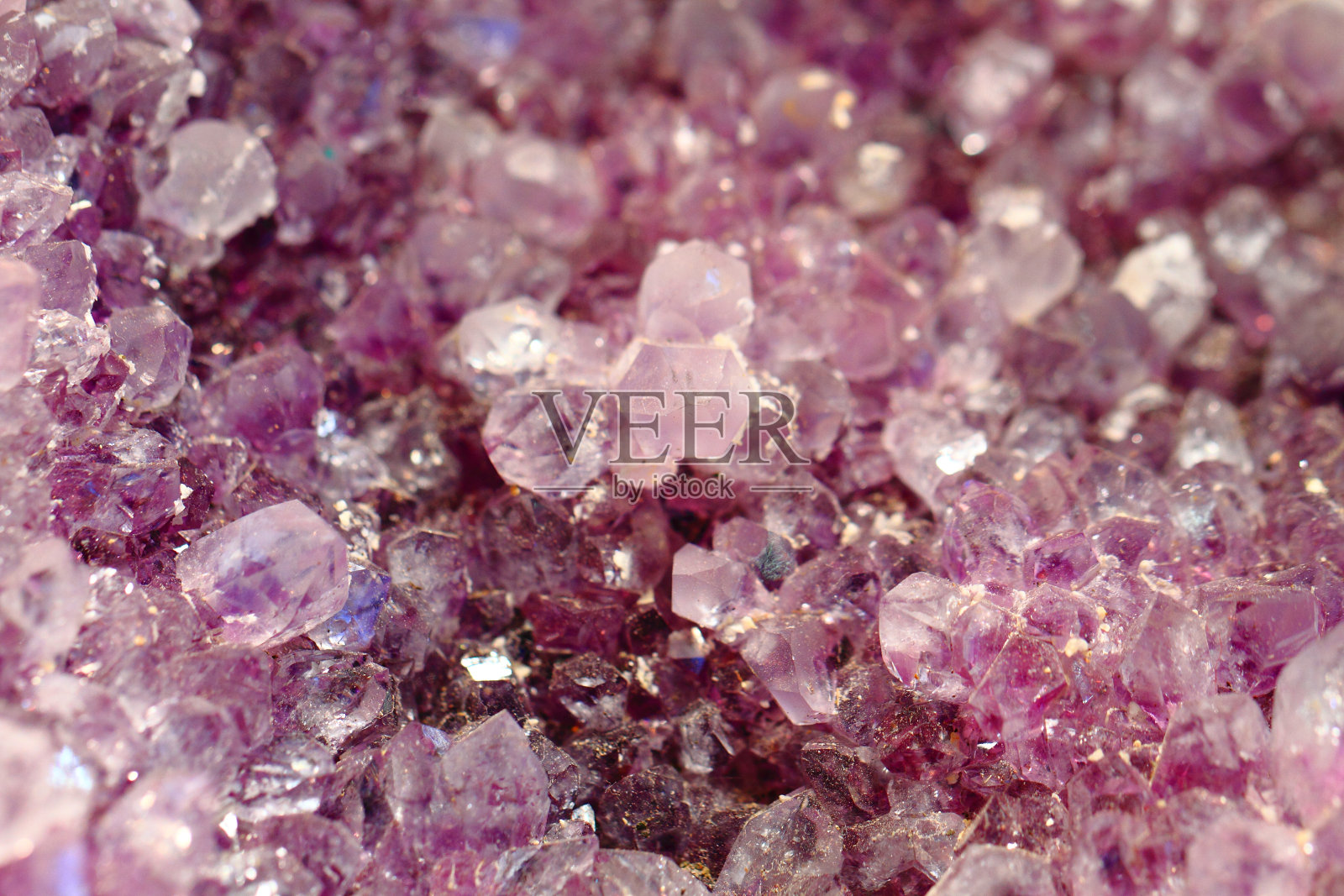 紫水晶矿物背景照片摄影图片