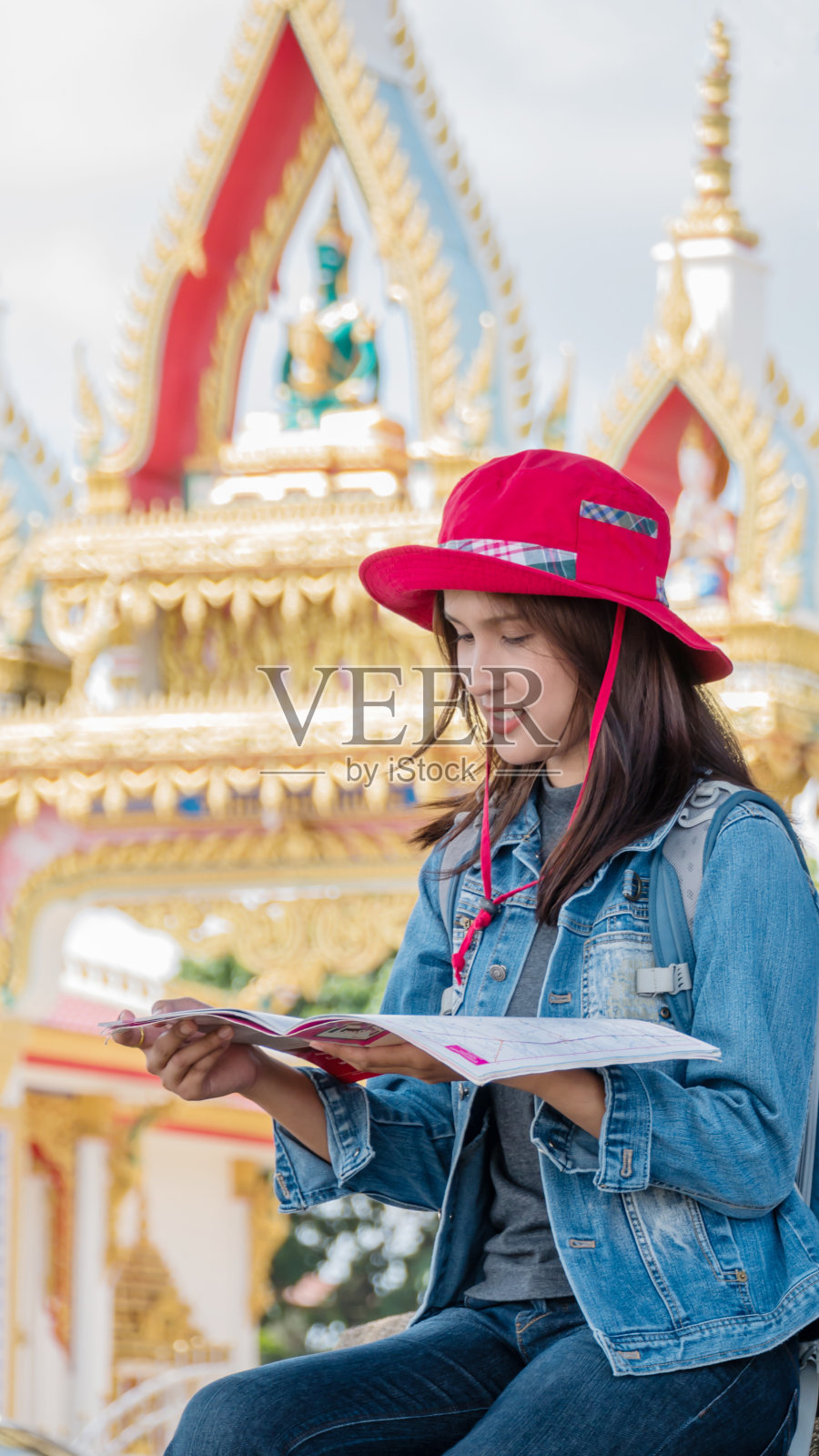 亚洲女性旅行者照片摄影图片