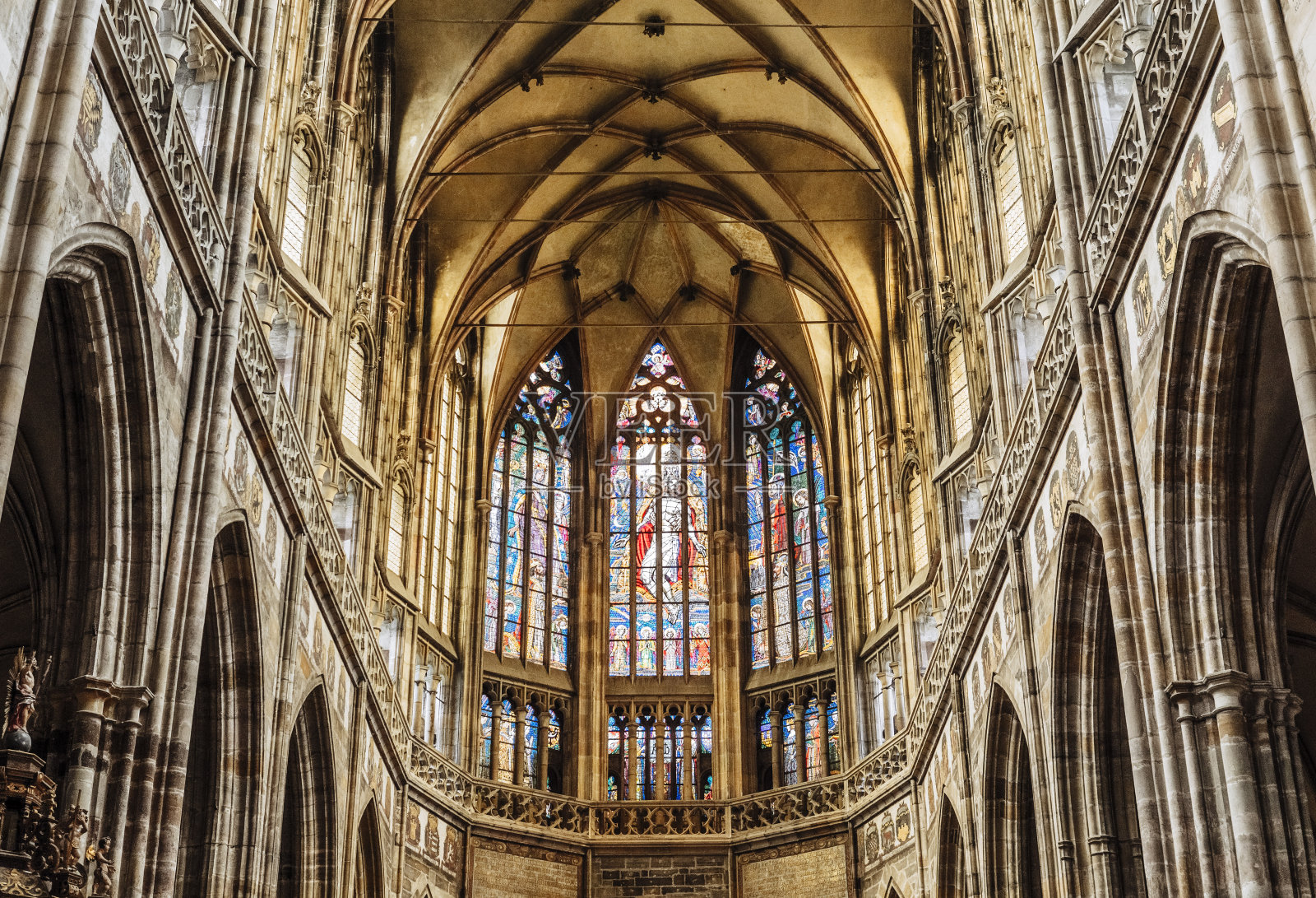 哥特式大教堂照片摄影图片