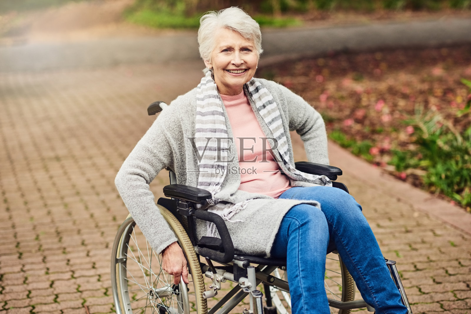 新鲜空气对我有好处照片摄影图片