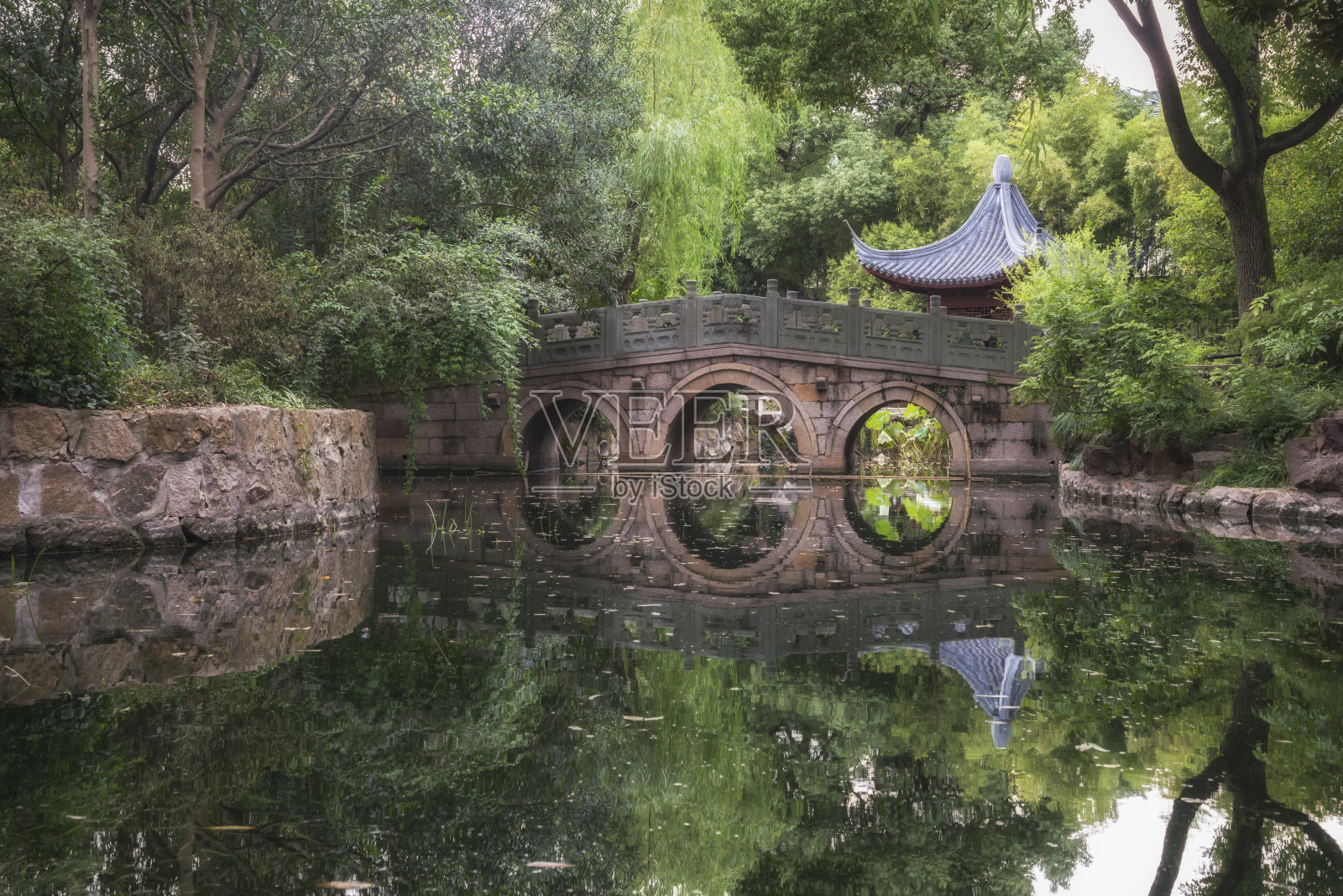 古义花园，古石桥，上海，中国照片摄影图片