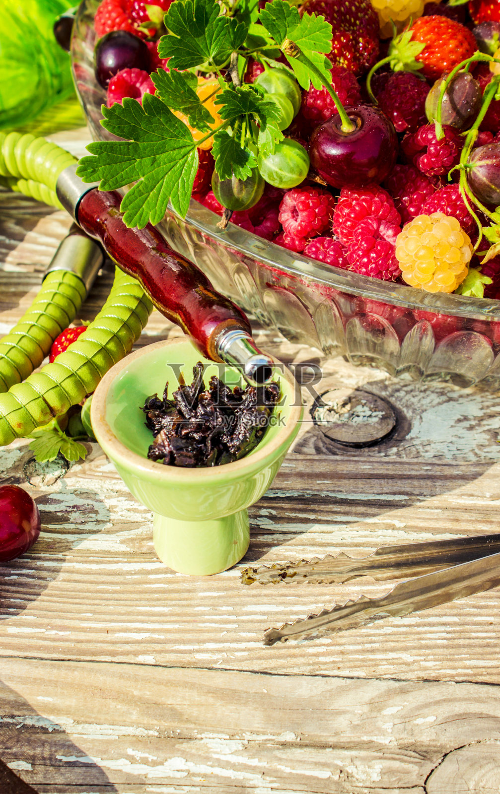 浆果味水烟，选择性聚焦照片摄影图片